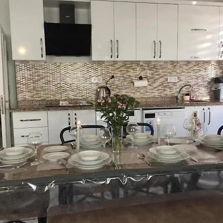 Cleopatra & Luxus And Modern Apartament Alanya